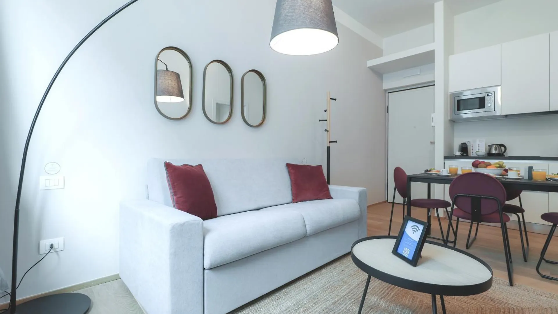 Sweett - Cozy Duomo Apartment Milan 0*,