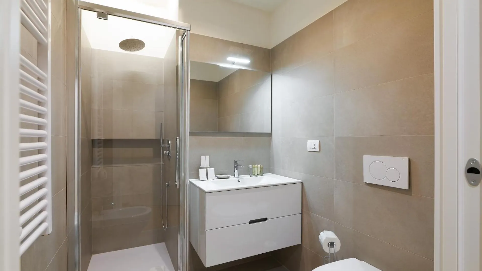 Sweett - Cozy Duomo Apartman Milánó